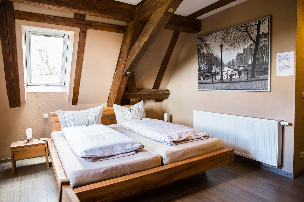 Landhotel Im Hexenwinkel Wiernsheim Екстериор снимка